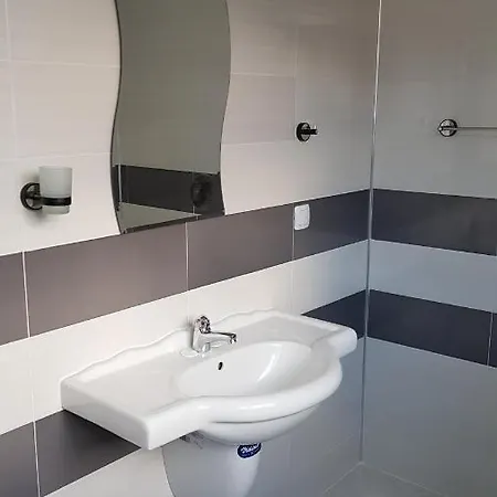 семеен хотел-