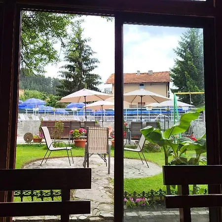 семеен хотел-