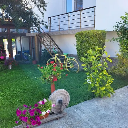 семеен хотел-