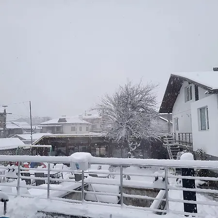 семеен хотел-