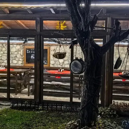 семеен хотел-