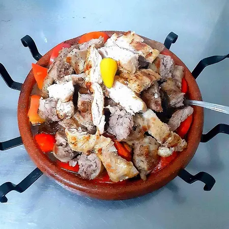 семеен хотел-