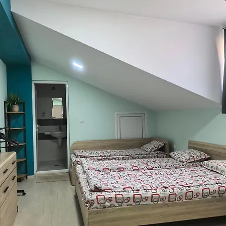 Maison d'hôtes семеен хотел-