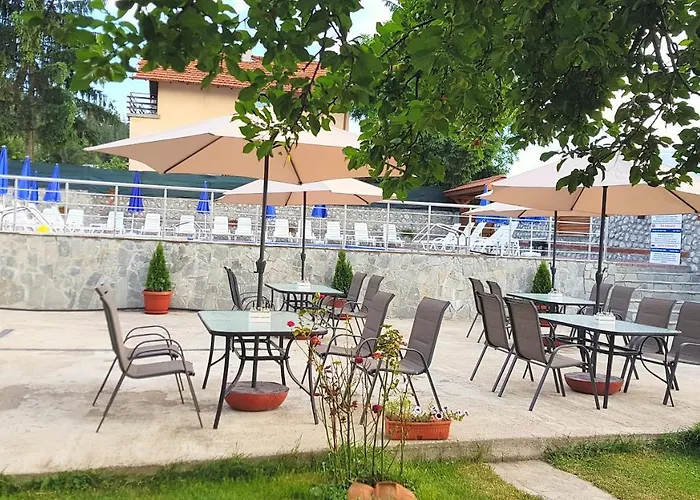 семеен хотел-