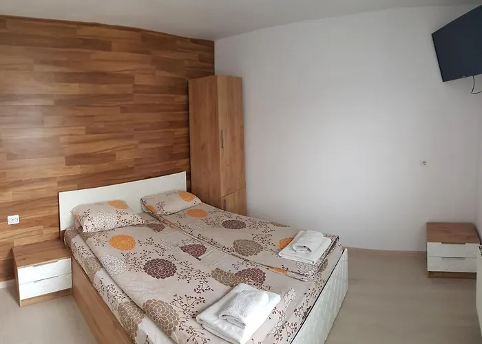 семеен хотел-