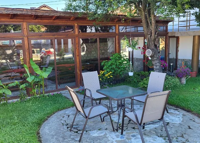 семеен хотел-