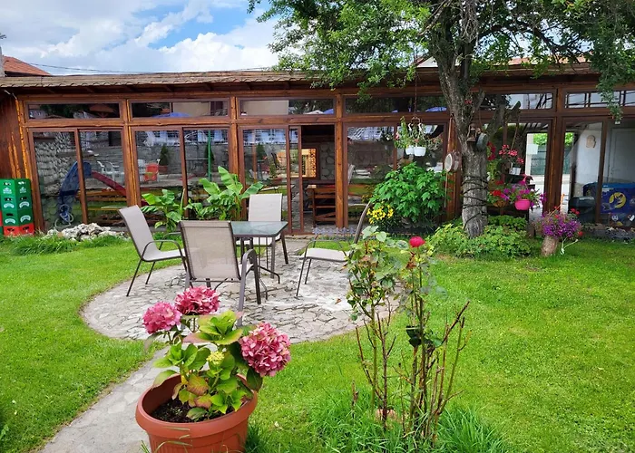 семеен хотел-