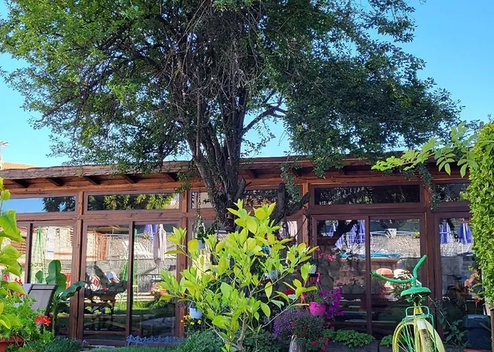 семеен хотел-