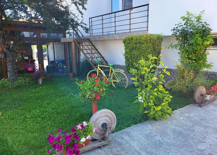 семеен хотел-