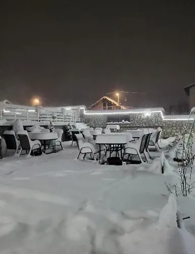 семеен хотел-