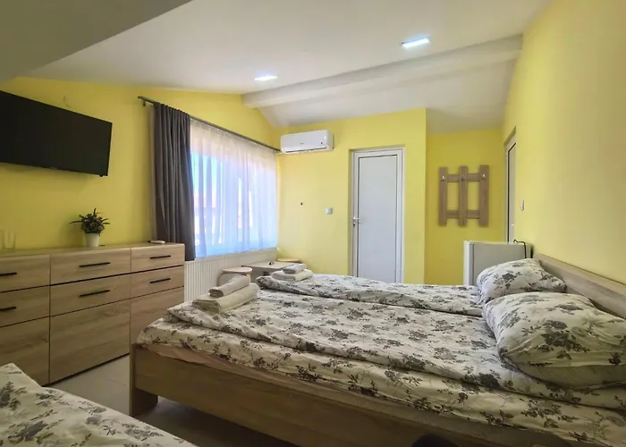 семеен хотел-